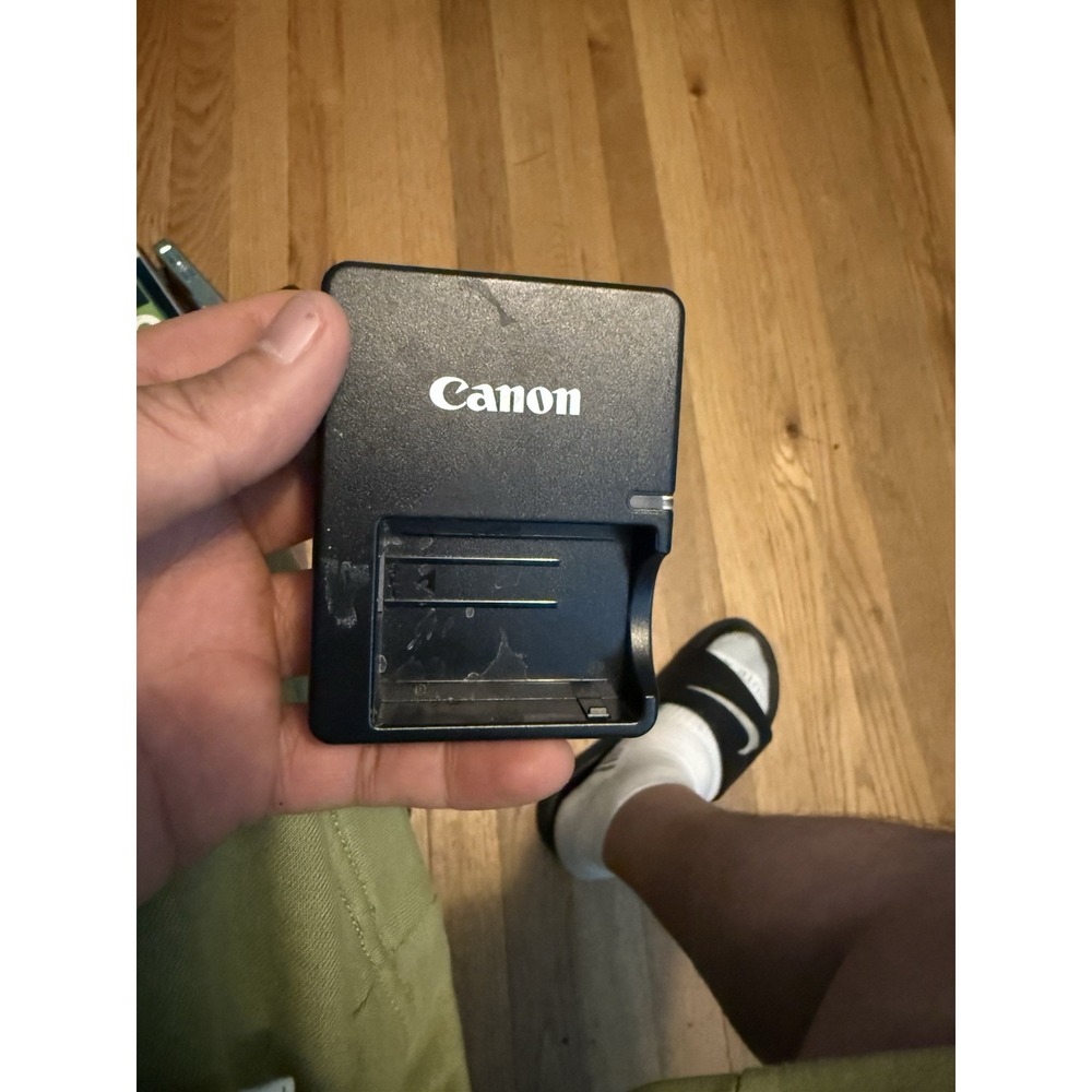 Genuine‎ Canon LC-E5 LP-E5 Battery Charger For EOS 1000D 2000D 450D 500D KISSX2